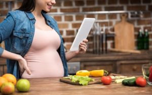 8 Natural Ways To Stay Healthy During Pregnancy