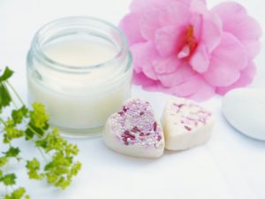 Anti-fungal cream: Uses and precaution and side-effects