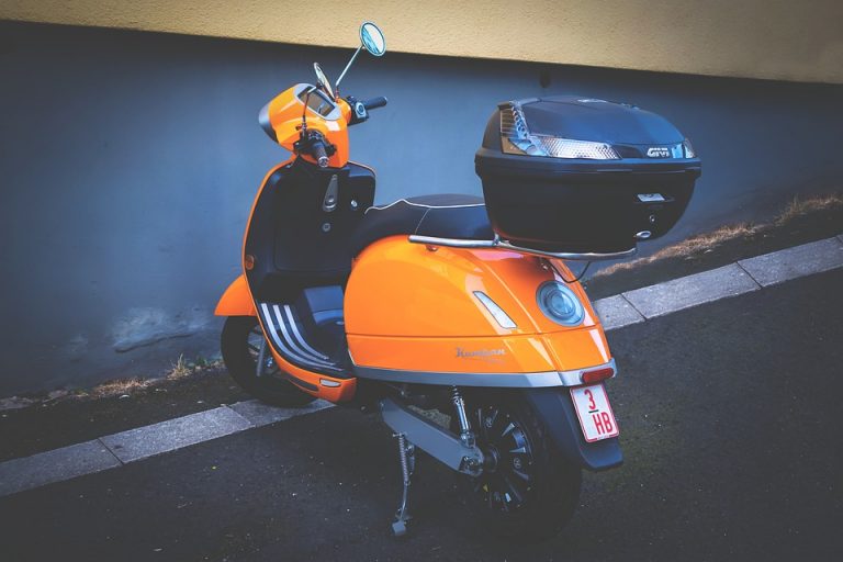 How to Build a Solution like the Uber for E-Scooter for Your Ride-Hailing Industry