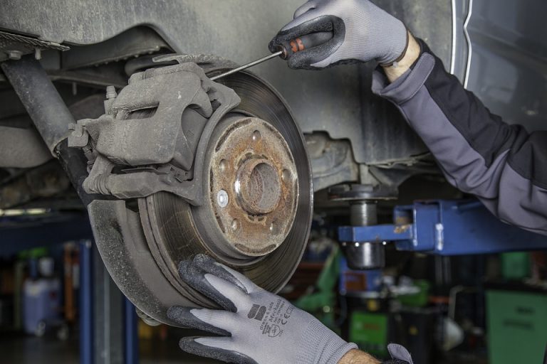 Bring a Paradigm Shift in Your Mechanic Service Industry with Uber for Mechanics