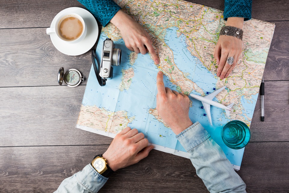 Best 8 Golden Social Media Tips For Travel Agencies