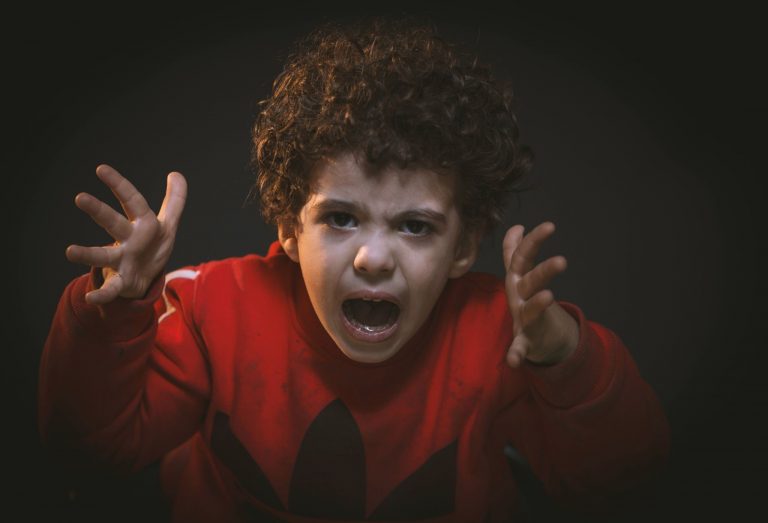 Here’s how you need to deal with your kid’s anger tantrums
