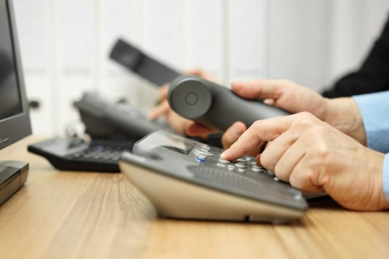 6 Reasons Why Cold Calls Are Better Than Social Selling