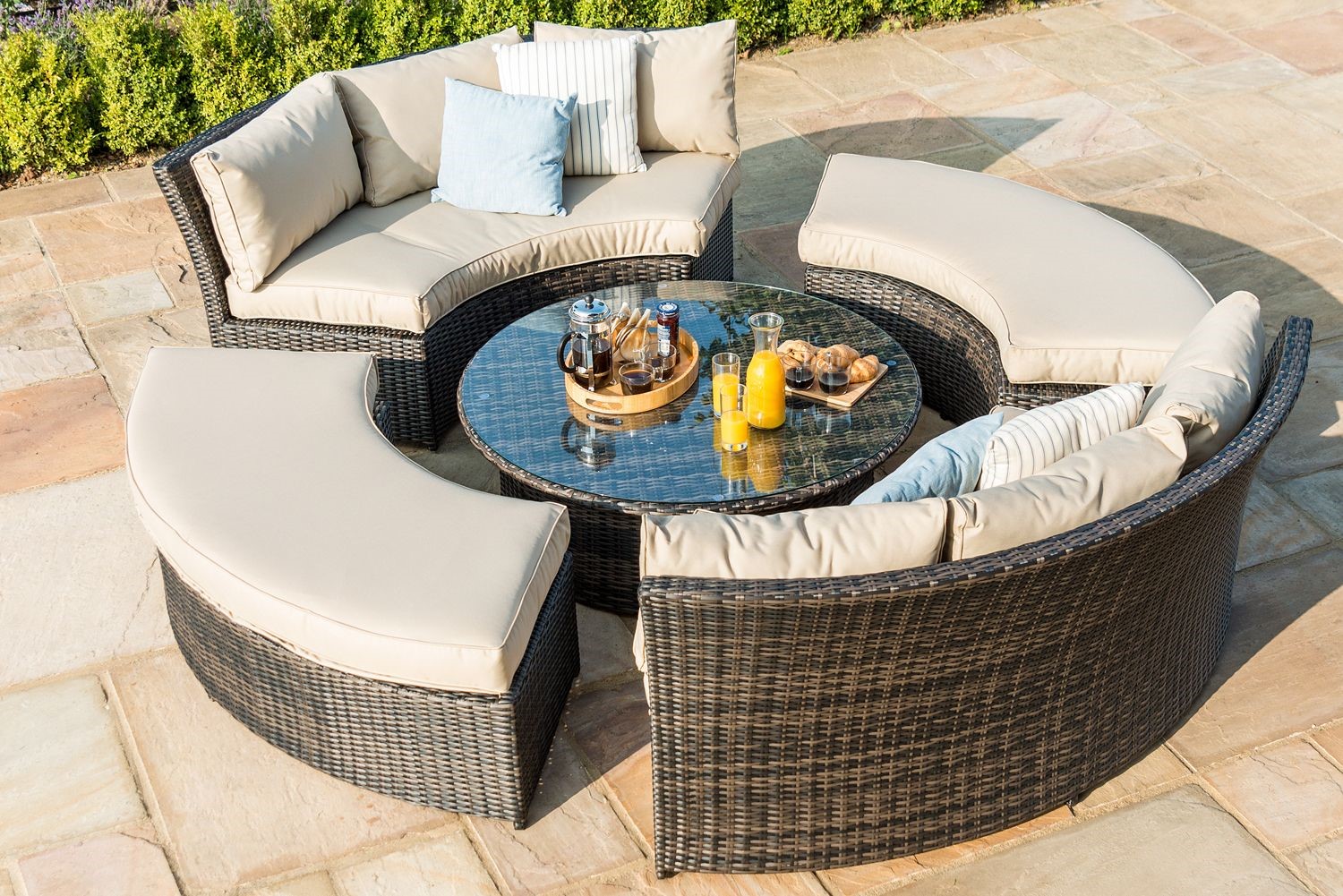 rattan outdoor daybeds
