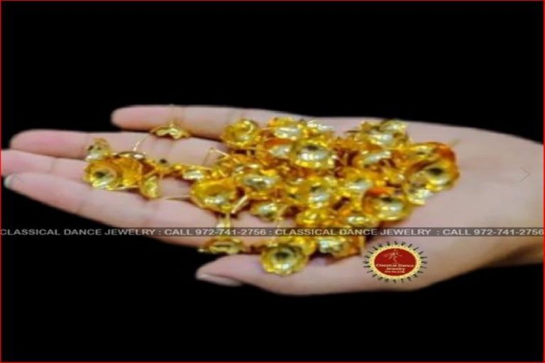 Gold Plated Flowers: The Best Way to Make Your Pooja Divine