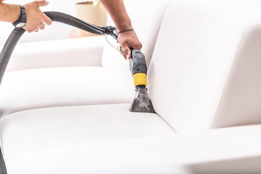 upholstery cleaning gold coast