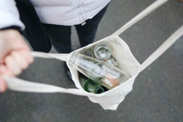 How You Can Practice Zero-Waste Living At Home