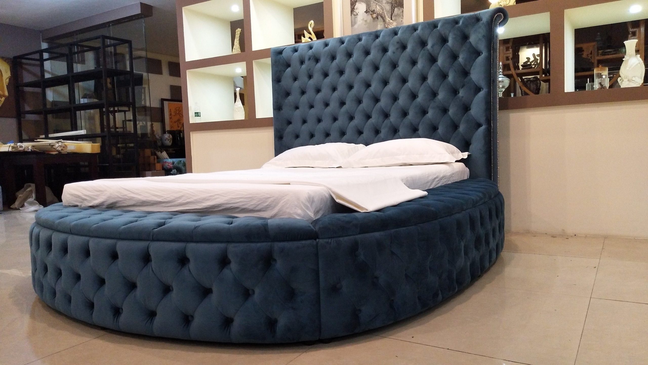 Round King Size Bed