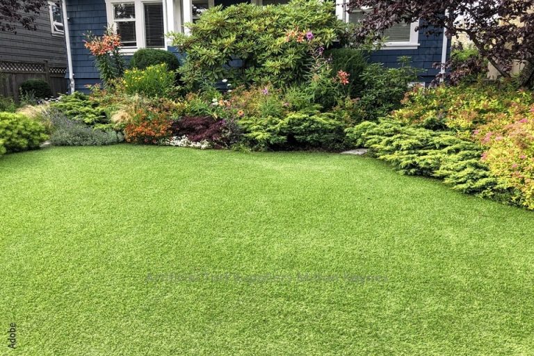 How do I choose the best artificial grass for a garden?