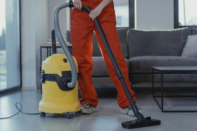 Deep Cleaning vs Regular House Cleaning