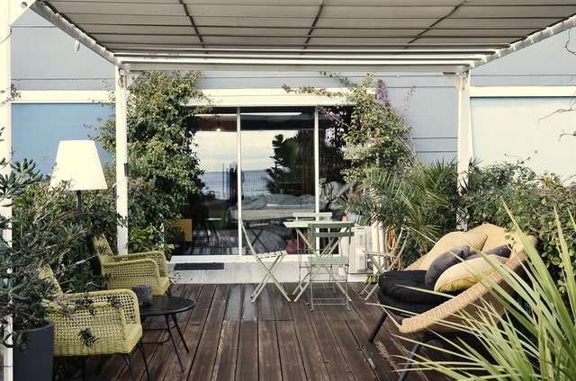 Guide to Renovating your Backyard for the Summer