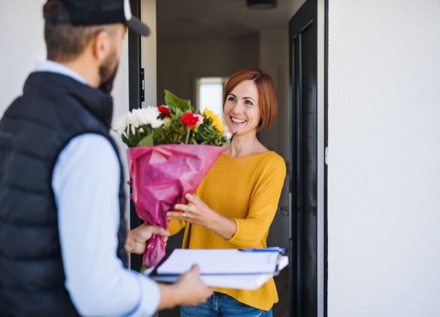 5 Important Tips To Send Flower Bouquets to a Female Friend