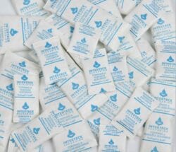 What is the Difference Between Oxygen Absorbers and Silica Gel Packs?