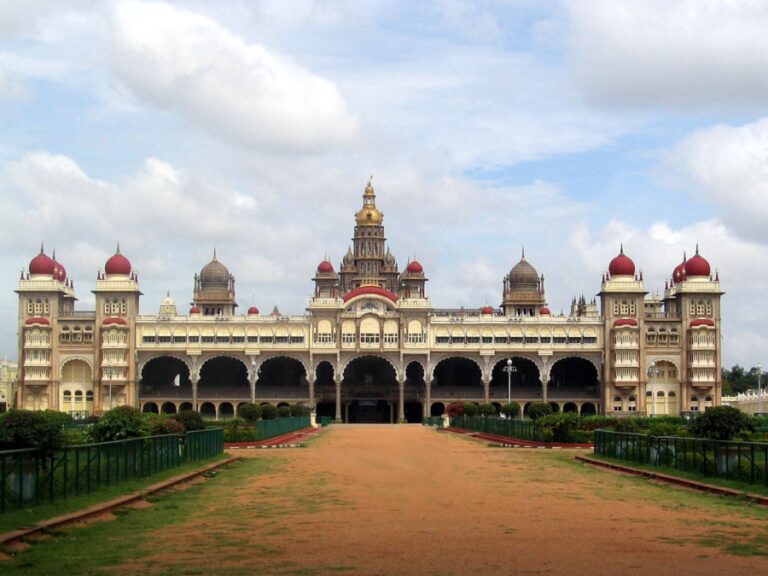 Two-day Bangalore to Mysore tour packages