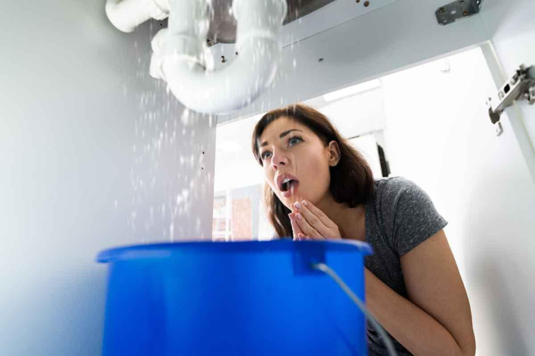 7 Common Bathroom Plumbing Problems