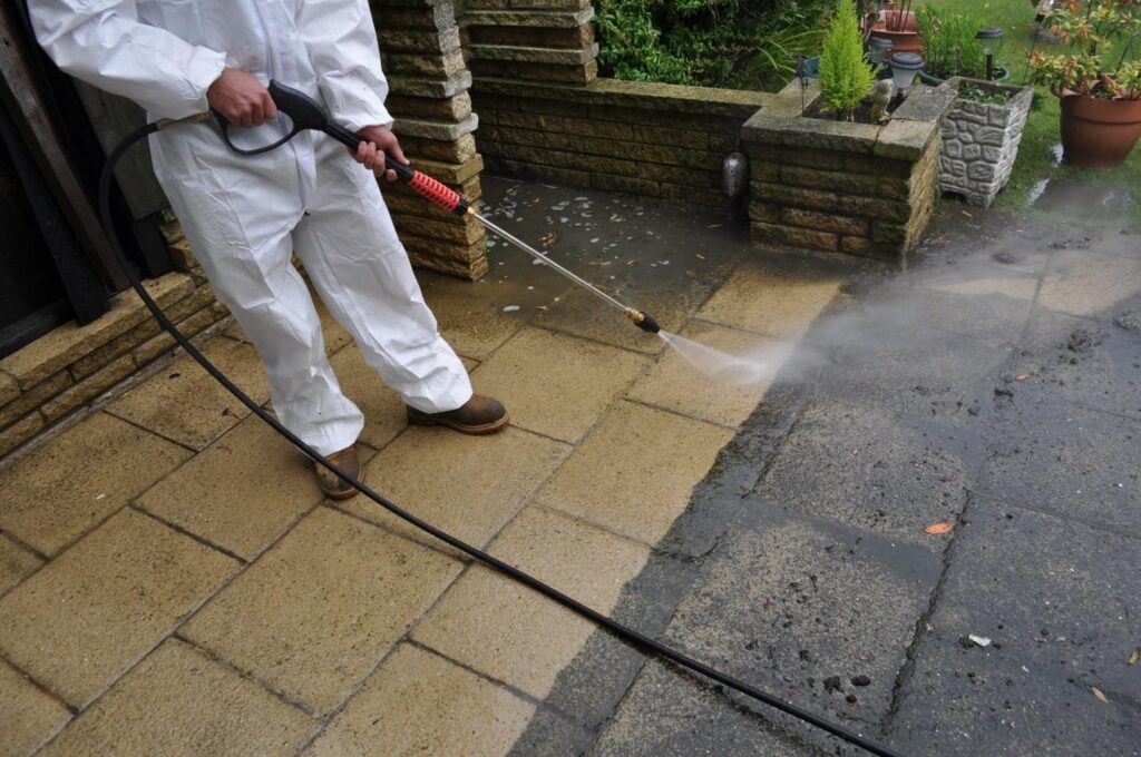 grout cleaning and house softwash