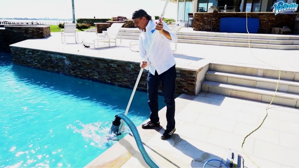 portable pool vacuums