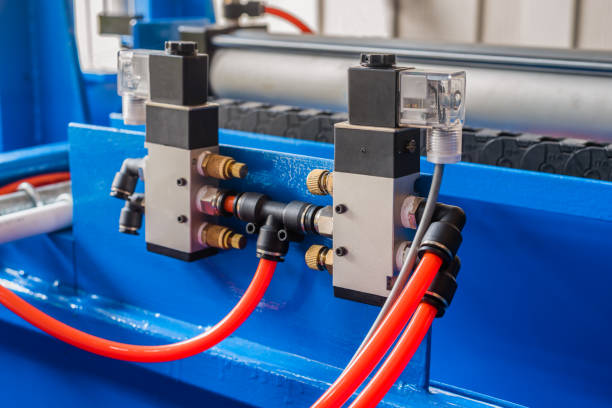 Comparing Pneumatics and Hydraulics: Which is Right for Your Project?