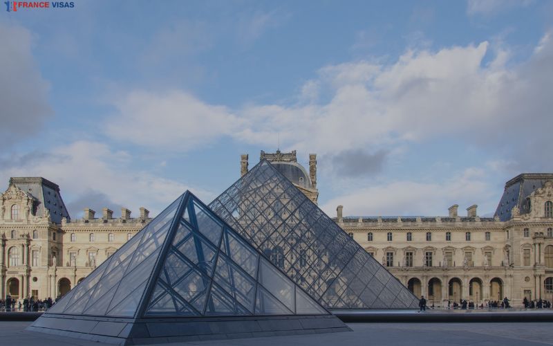 louvre museum in france