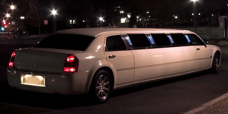 10 Hidden Movie Locations You Can Visit In a Limousine