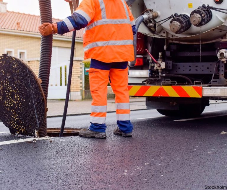 Why Flushing Trucks Are the Gold Standard for Sewer Cleaning Services
