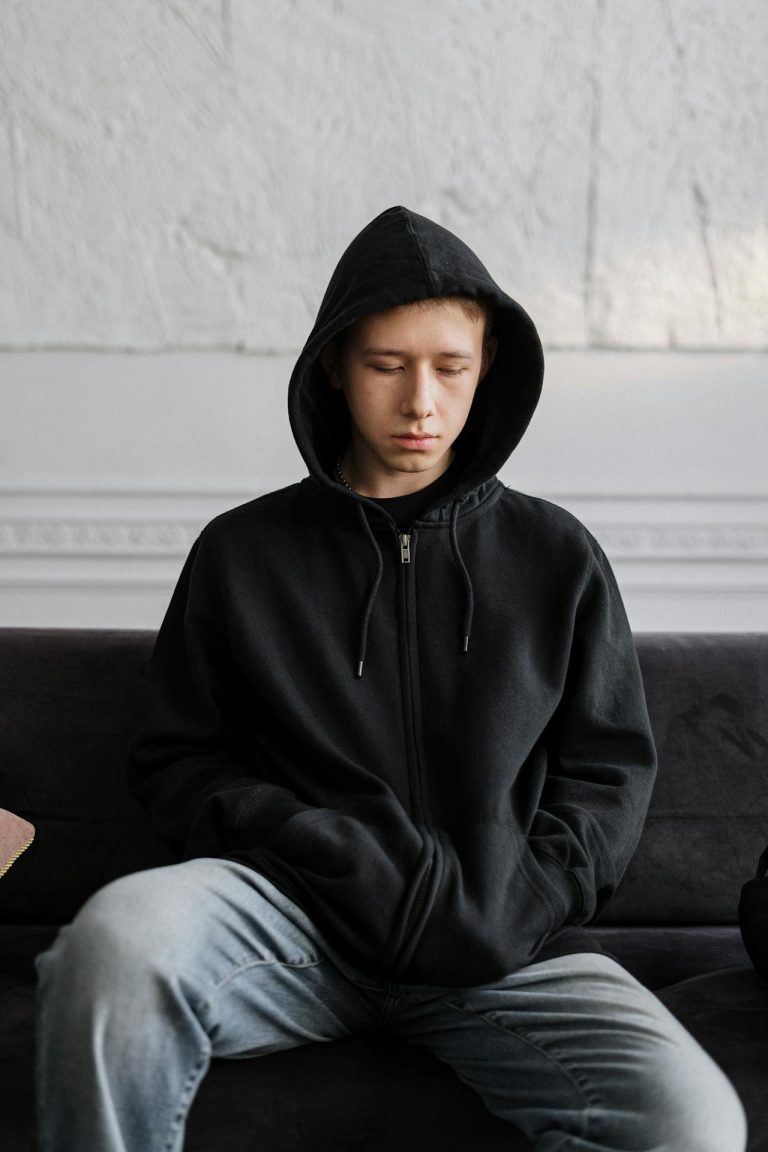 Why Sp5der Stylish Hoodies Are the Latest Trend Among Fashion Bloggers