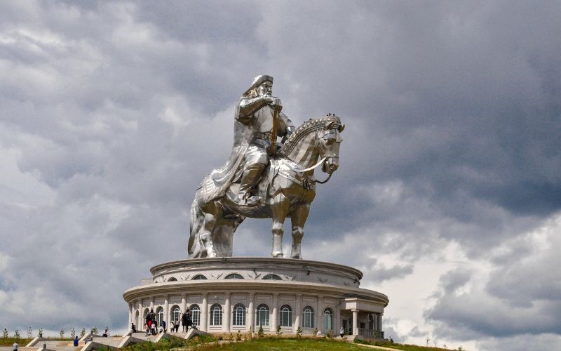 travel in mongolia