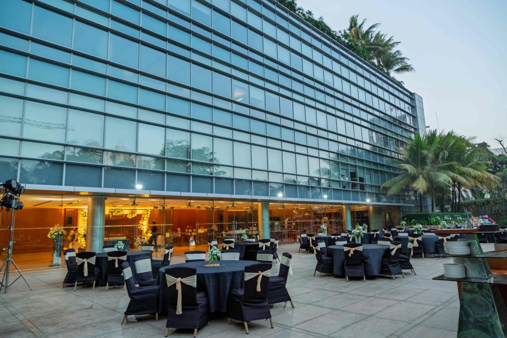 warner bros abu dhabi