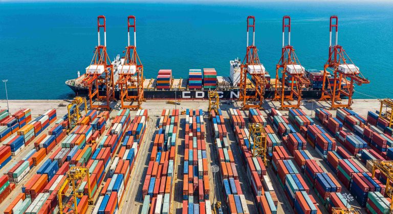 Optimizing Sea Freight in the Global Supply Chain: Cost Controls, Tracking & Efficiency
