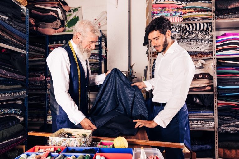 Top Reasons Uniform Colors Matter in Dubai Businesses
