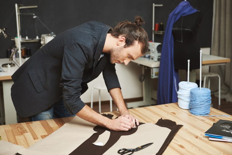 Best Lightweight Uniform Options for Outdoor Workers