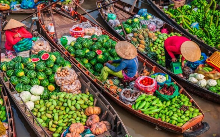 10 Must Visit Markets and Bazaars in Vietnam 