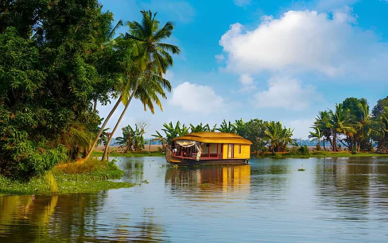backwater destinations in kerala