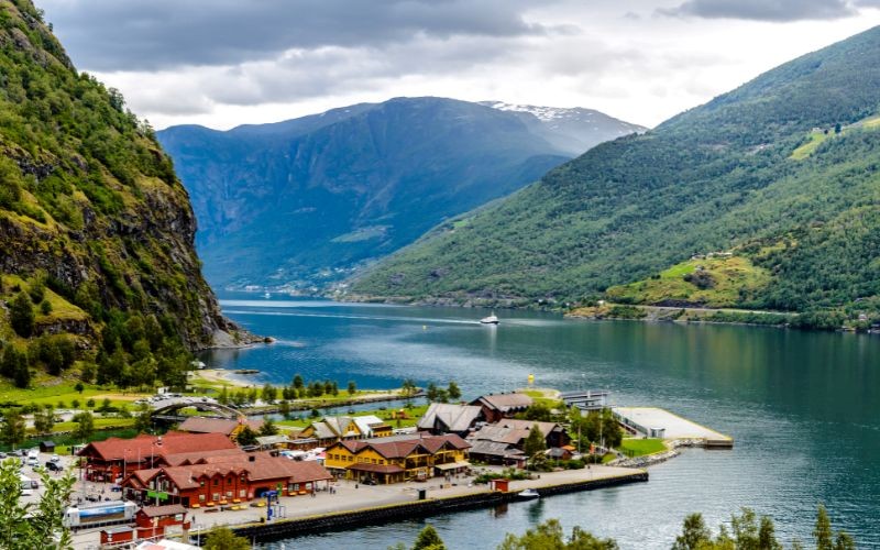 castles and palaces in scandinavia