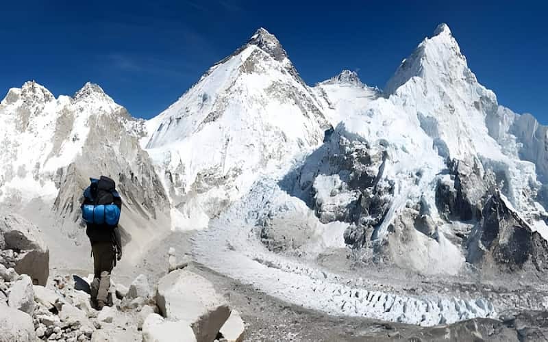 trekking routes in nepal