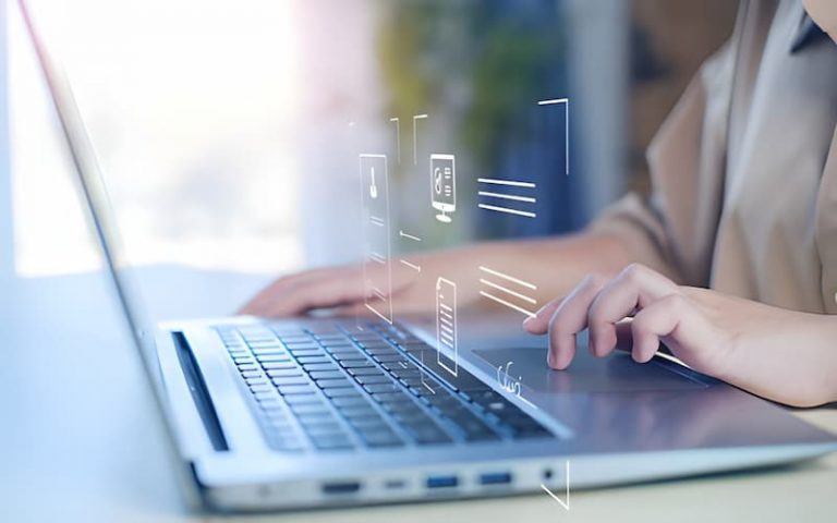 The Role of Embedded Analytics in Next-Gen ERP Software