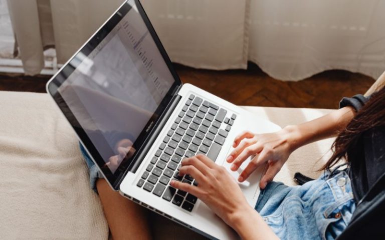 Common HR Management Challenges Solved by Modern Software