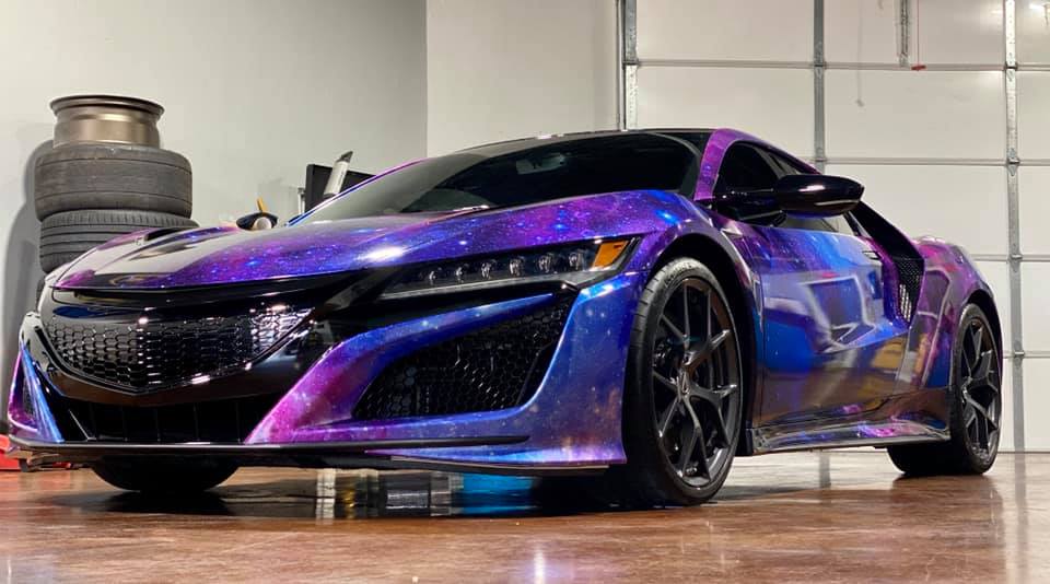 vehicle branding dubai