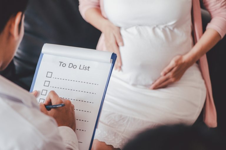 Pregnancy Health Checklist Every Expecting Mother Should Follow