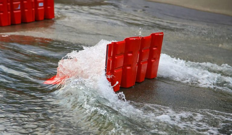 Best residential flood barriers every safety plan should include