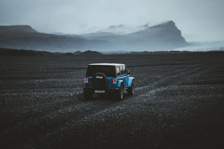 8 Proven Hacks to Rent a Car Easily and Save Money Fast 