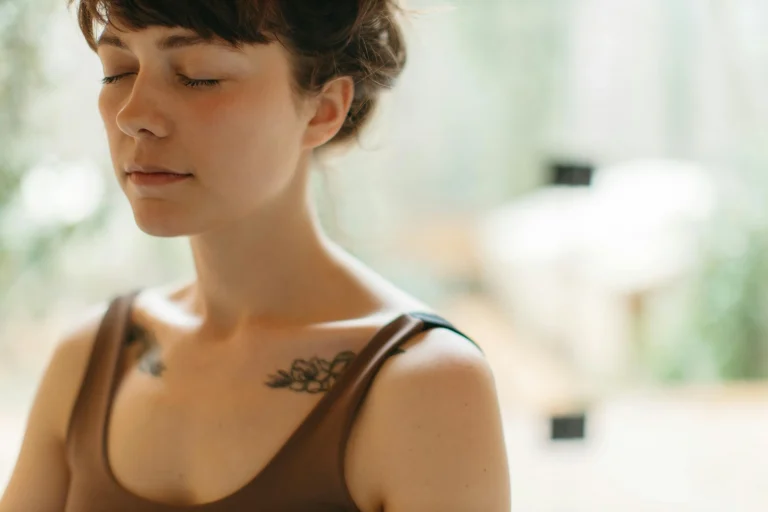 How to Stop Overthinking and Take Back Control of Your Mind