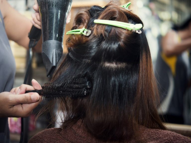 Who Should Avoid Gett‍ing Keratin Hair Treatme‌nt?