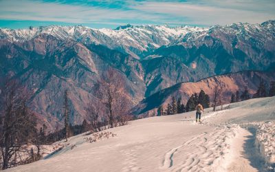 kedarkantha trek gulmarg skiing