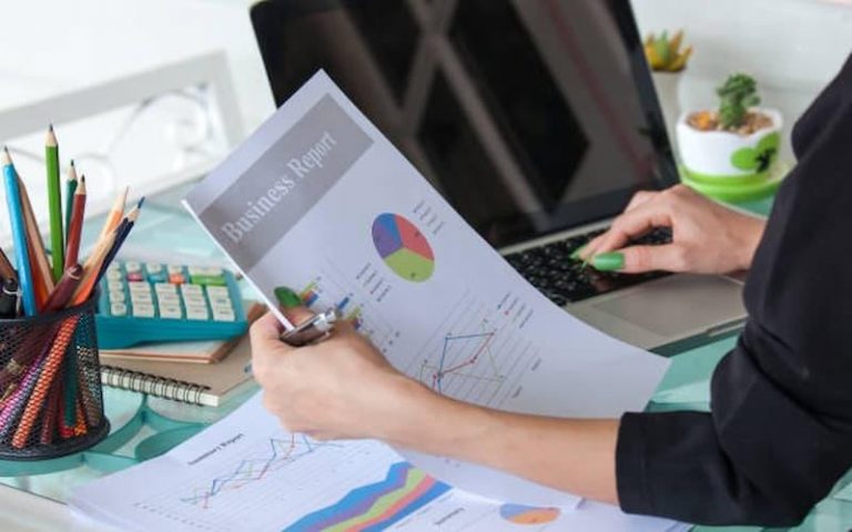 How Accounting Software Helps Generate Accurate Business Reports