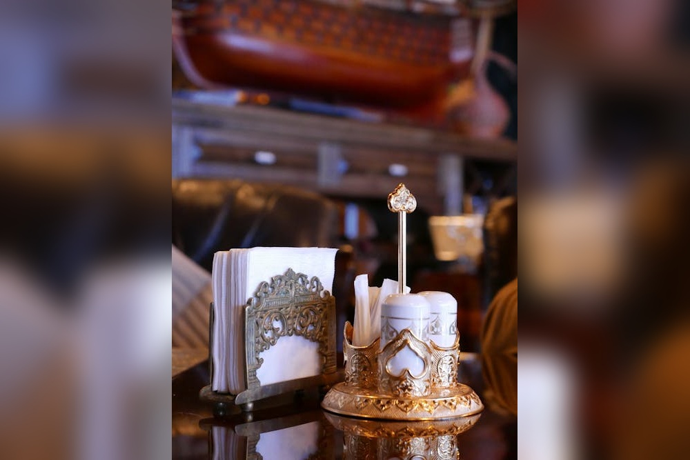 napkin holder material