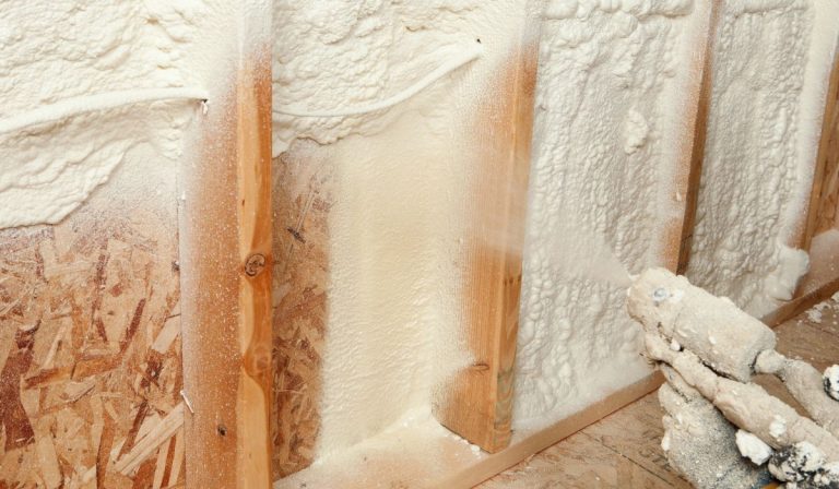 How Spray Foam Insulation Improves Energy Efficiency